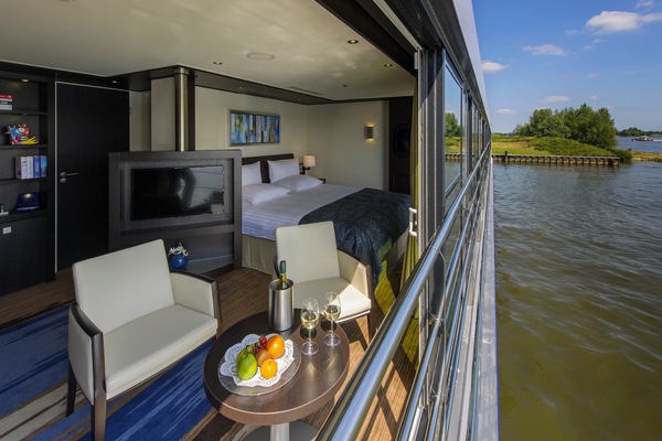 Avalon Waterways, Avalon Illumination Royal Suite 1.jpg